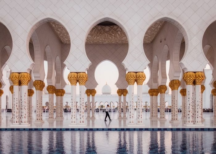 What Expats Wish They Knew About Dubai Courts Notary Public